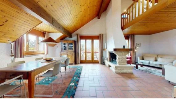 SUPERBE APPARTEMENT LOUE EN DUPLEX