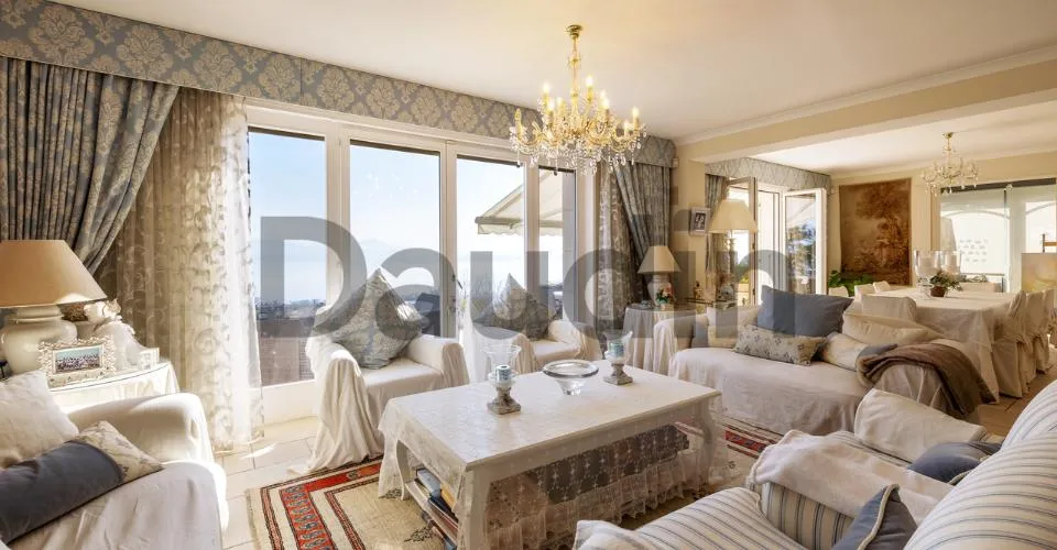 Une propriété prestigieuse dominant le lac Léman
