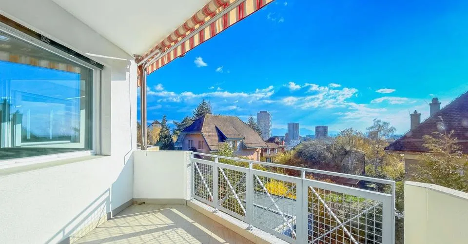 Appartement rénové de 5.5 pièces + studio indépendant