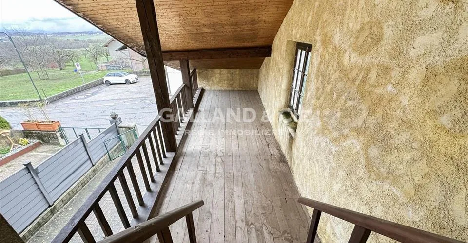 Maison villageoise de 2 appartements