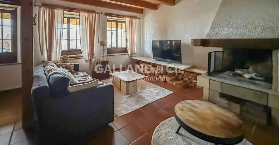 Maison villageoise de 2 appartements