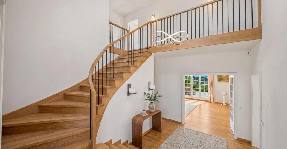 Co-exclusivité - Villa individuelle avec vue somptueuse à Dully