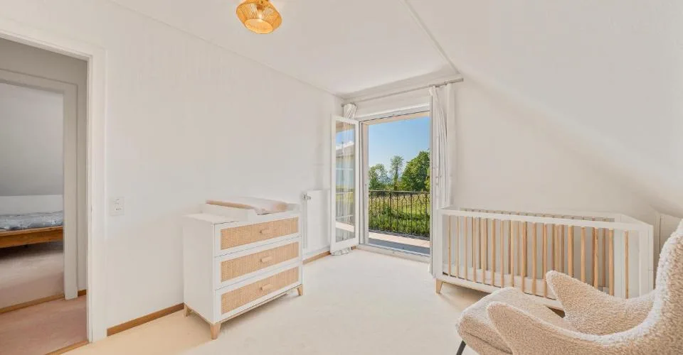 Co-exclusivité - Villa individuelle avec vue somptueuse à Dully