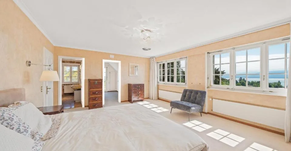 Co-exclusivité - Villa individuelle avec vue somptueuse à Dully