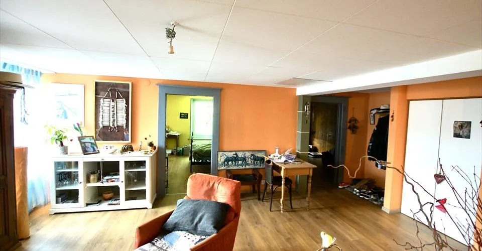 Immeuble de rendement, rénové en 2016 de 6 appartements + 1 commerce à Mézières VD