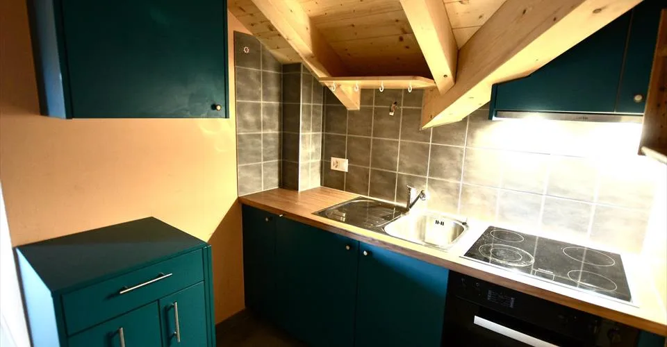 Immeuble de rendement, rénové en 2016 de 6 appartements + 1 commerce à Mézières VD