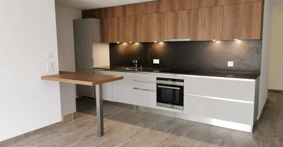 Superbe attique traversant de 3½ avec terrasse et vue dégagée
