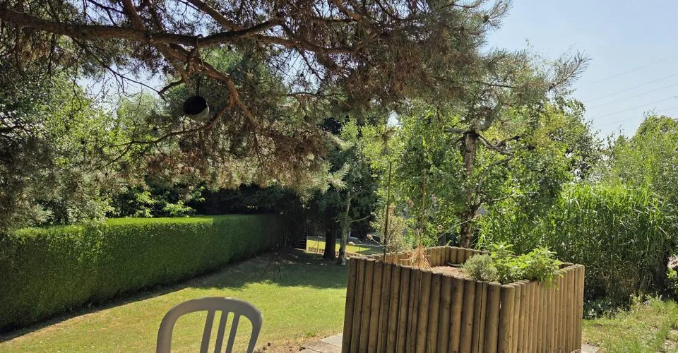 Charmante villa mitoyenne 5.5 p. grand jardin et terrasses !