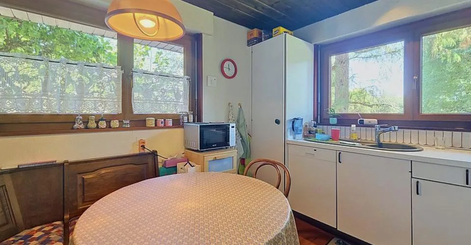 Charmante villa mitoyenne 5.5 p. grand jardin et terrasses !