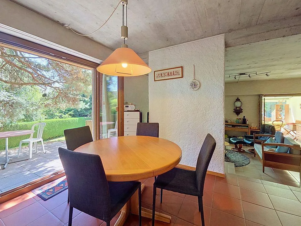 Charmante villa mitoyenne 5.5 p. grand jardin et terrasses !