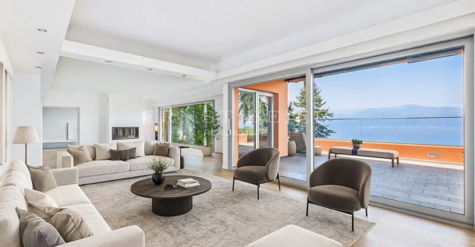 Résidence d'exception avec jardin paysager et panorama sur le Léman