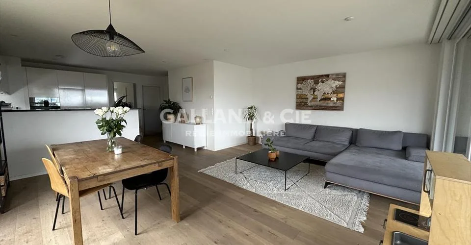 3.5 pièces avec grande terrasse-loggia