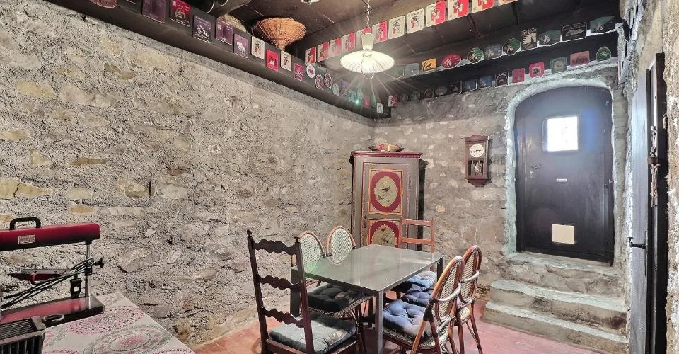 Spacieuse Maison à Vendre à Corseaux, Vue Lac