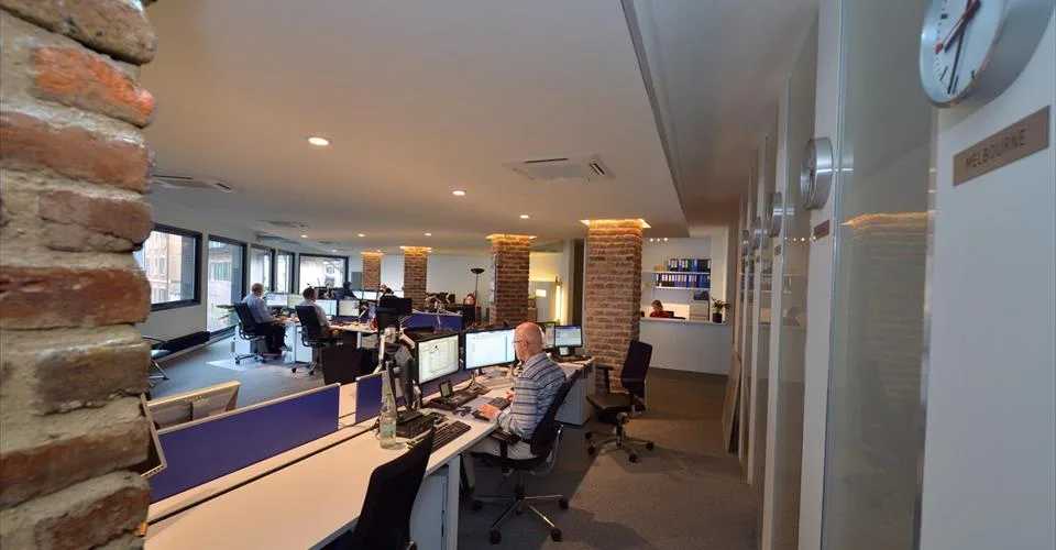 Loft atypique, habitation ou bureaux