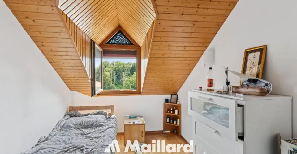 Spacieux duplex de 5.5 pièces avec de beaux volumes