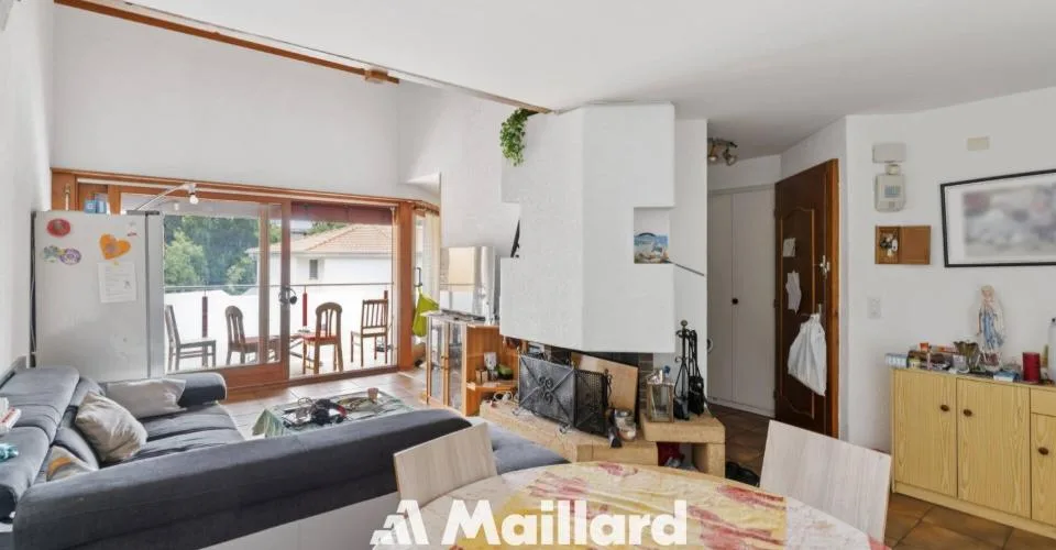 Spacieux duplex de 5.5 pièces avec de beaux volumes