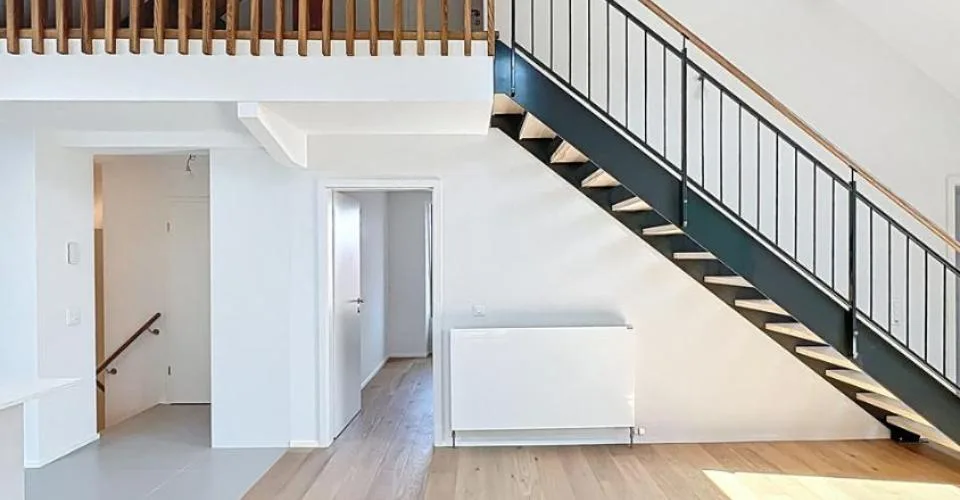 Immeuble rénové 100% loué, hyper-centre, avec salle des coffres-forts à valoriser