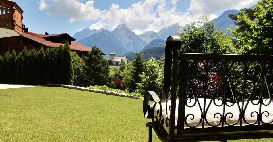 Château-d'Oex – Appartement d'exception avec vaste jardin privatif – Foto 5 von 5