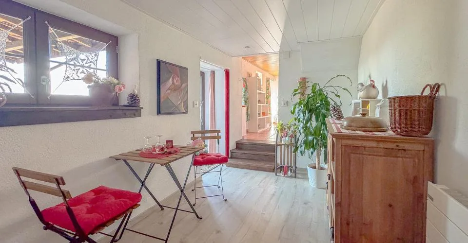 Maison locative de 3 appartements Magnifique vue - beau jardin – foto 10 di 13