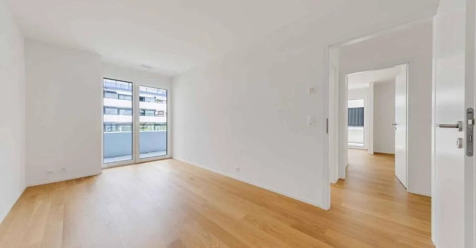 Luxueux 4.5 pièces traversant avec balcon couvert de 76m2