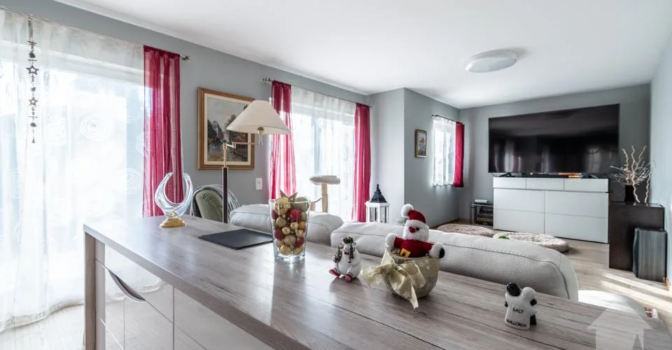 Spacieux chalet dans les hauteurs d'Ollon