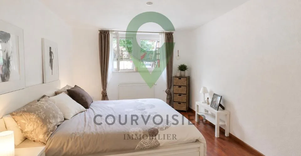 Élégante maison villageoise individuelle de caractère