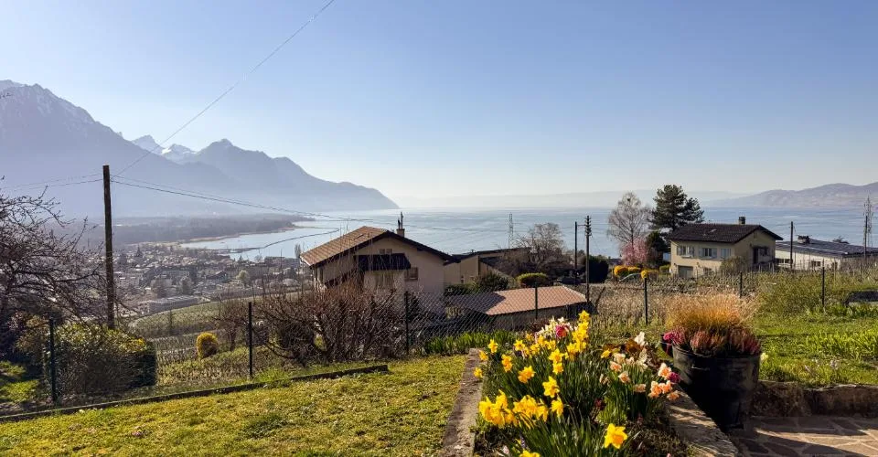 Charmante maison avec grange et vue imprenable sur le lac à Villeneuve