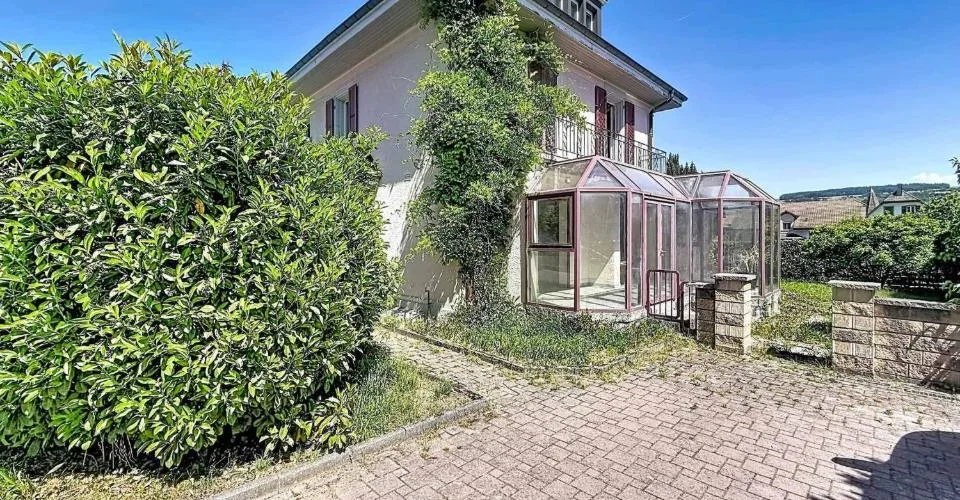 Belle villa mitoyenne de 5.5 pièces