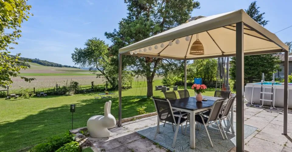 Charmante villa individuelle avec vue imprenable sur le château de Champvent – photo 2 sur 9