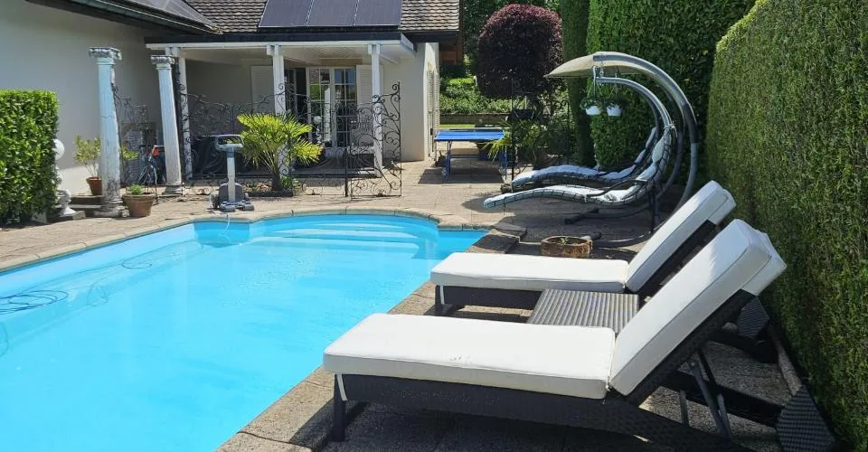 Villa avec piscine - à proximité d'Yverdon