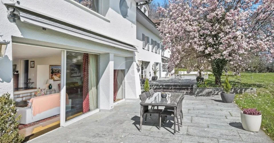 Très belle propriété familiale avec tennis et vue sur le lac, Morges – photo 7 sur 13