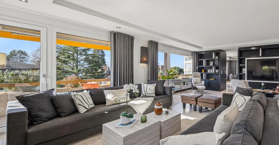 PULLY SUD Luxueux appartement situé à deux pas du lac