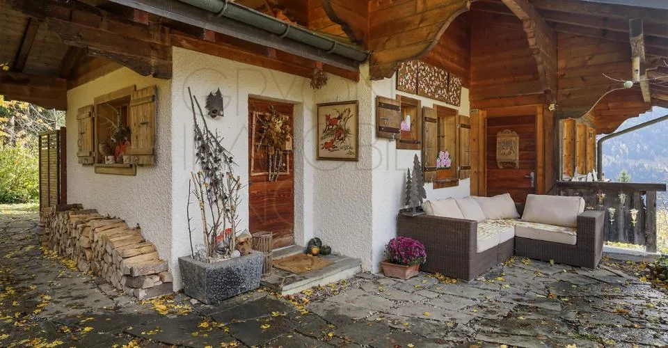 Chalet Rose : Tranquillité et Nature à La Barboleuse