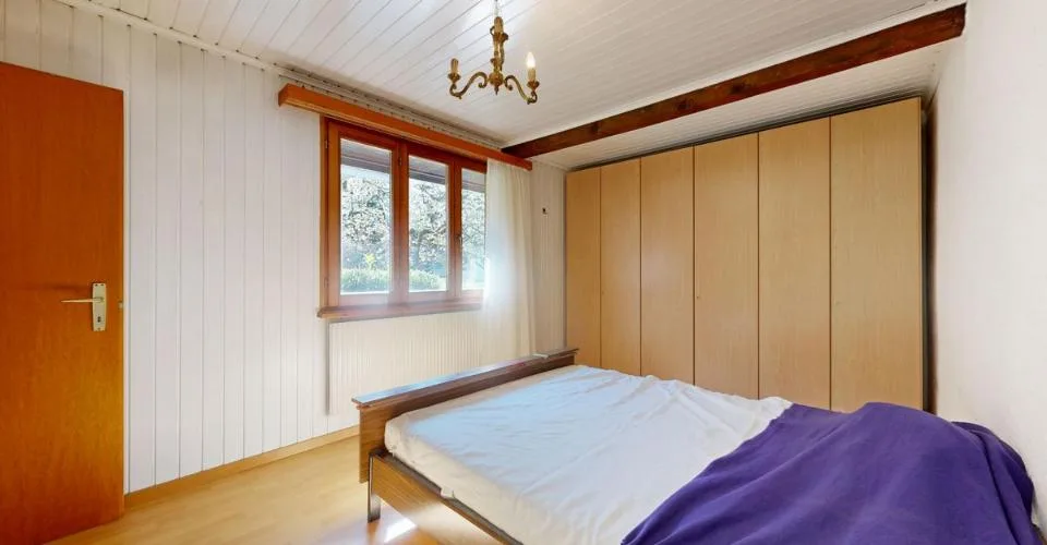 Maison multifamiliale de 2 appartements à saisir