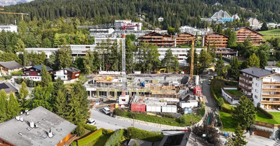 Crans-Montana, 4,5 pièces de haut standing en rez jardin avec vue