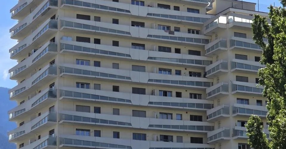 Appartement 4 pièces 100m2, balcons et vue