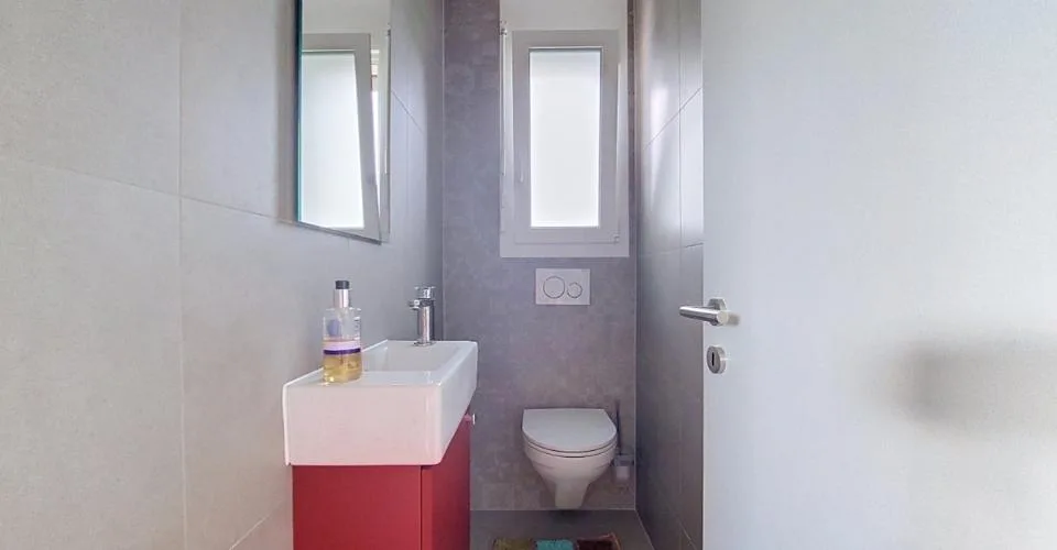 Savièse, attique contemporain de 3.5 pièces de 81 m2 avec terrasse panoramique de 36 m2