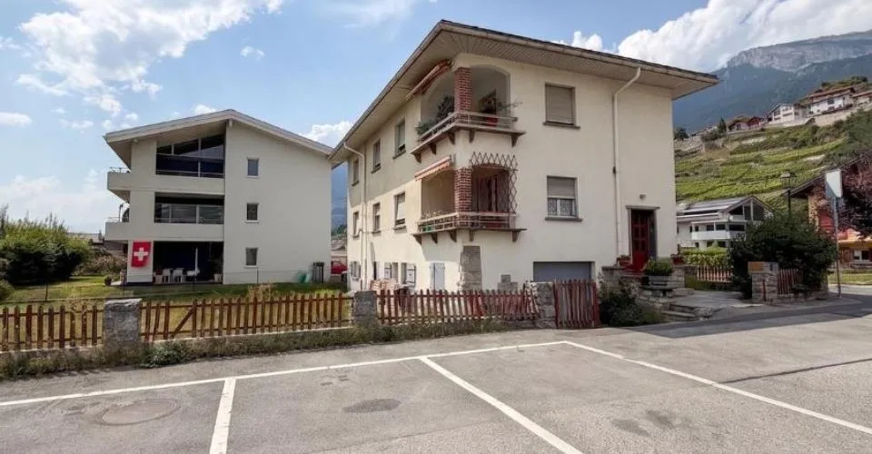 Rare à Conthey - Immeuble de deux logements sur une parcelle de 542 m²