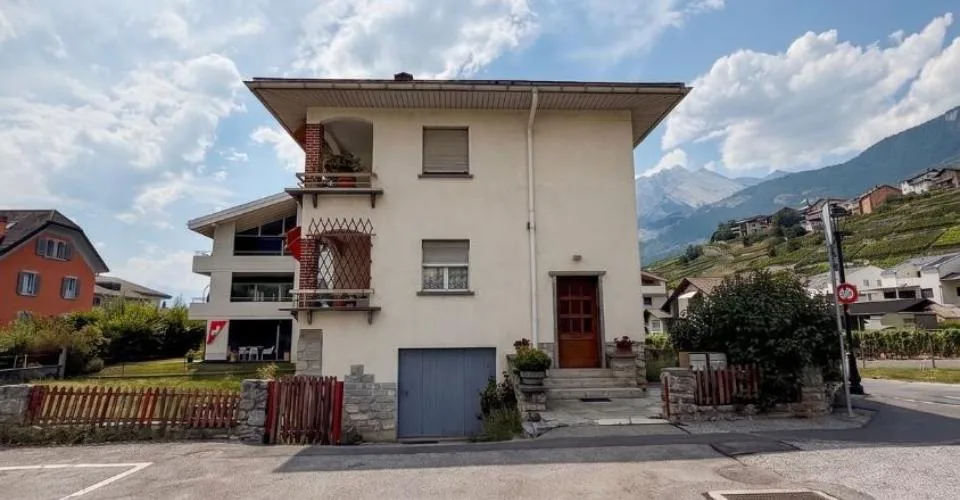 Rare à Conthey - Immeuble de deux logements sur une parcelle de 542 m²
