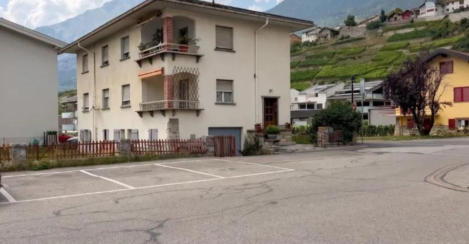 Rare à Conthey - Immeuble de deux logements sur une parcelle de 542 m²