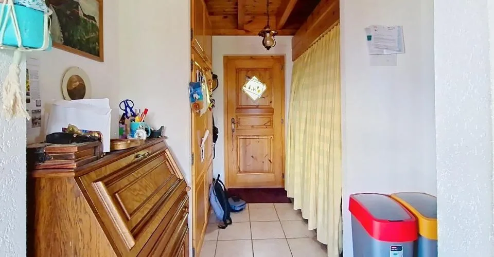 Arbaz, chalet de 5.5 pièces de 175 m2 avec garage et places de parc