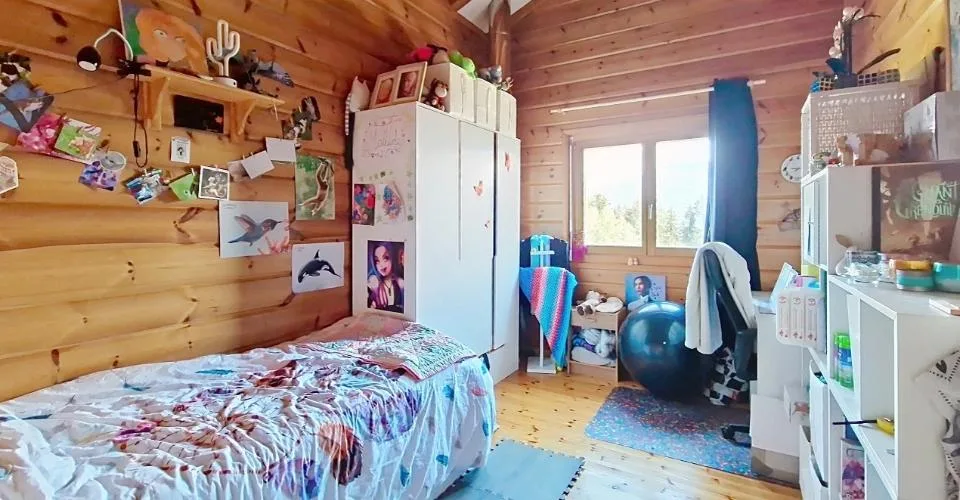 Arbaz, chalet de 5.5 pièces de 175 m2 avec garage et places de parc