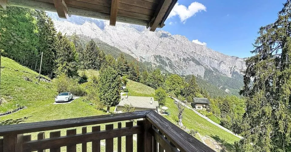Exclusivité - à 5 min d'Ovronnaz, chalet authentique sans vis-à-vis