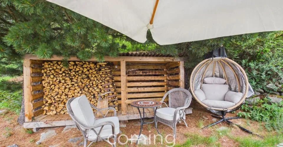 4-Zimmer-Chalet in St. Niklaus - Panoramaaussicht, Cheminée, Zweitwohnsitz möglich