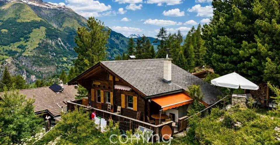 4-Zimmer-Chalet in St. Niklaus - Panoramaaussicht, Cheminée, Zweitwohnsitz möglich