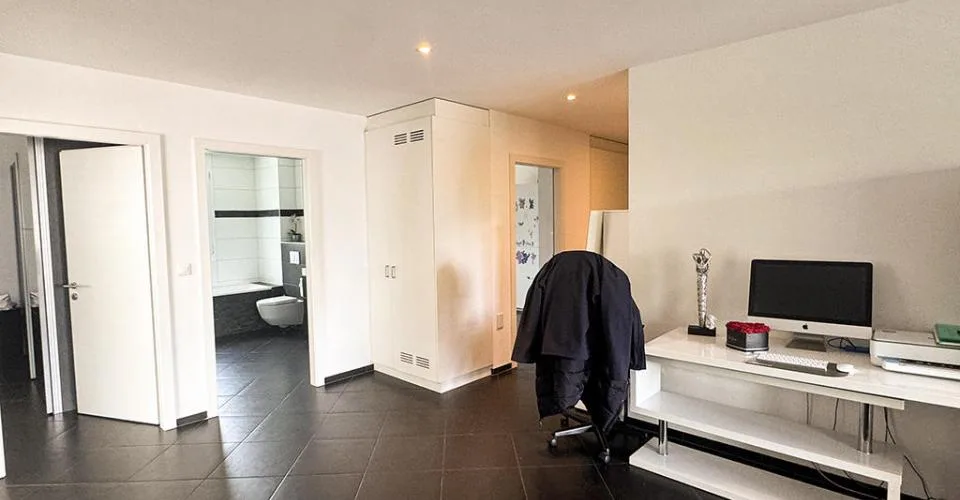 COLLOMBEY-MURAZ - CHARMANT APPARTEMENT - 4.5 PIECES