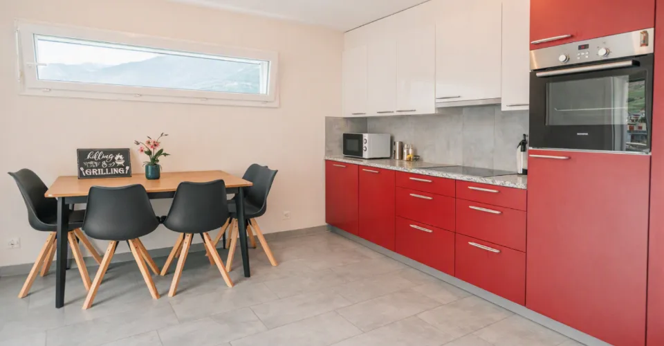 Appartements de 2,5 pièces en vente à Fully, emplacement recherché avec garage et place privée