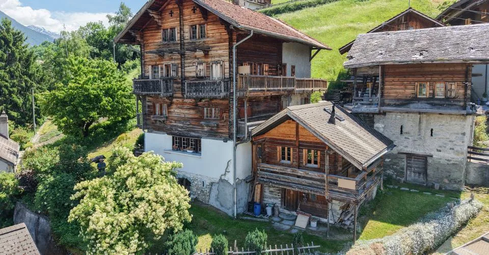 Maison familiale à rénover entièrement – foto 4 di 4