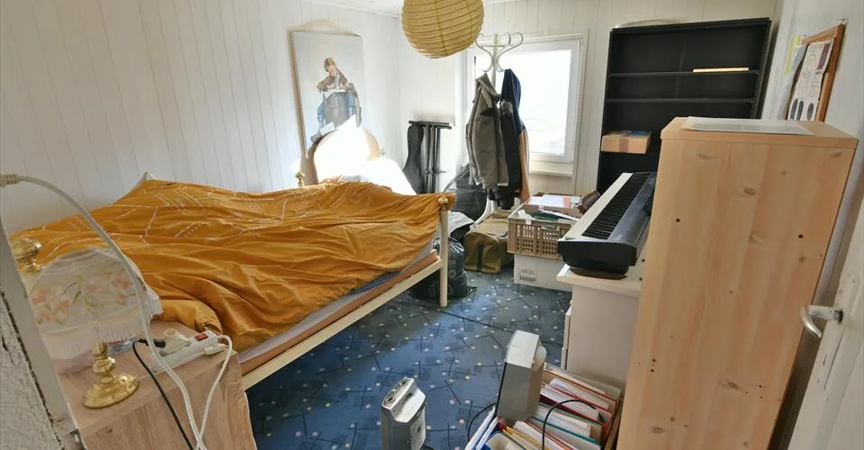 A saisir à Chamoson/VS, propriété composée de 3.5 parcelles, 1 maison et 1 grange