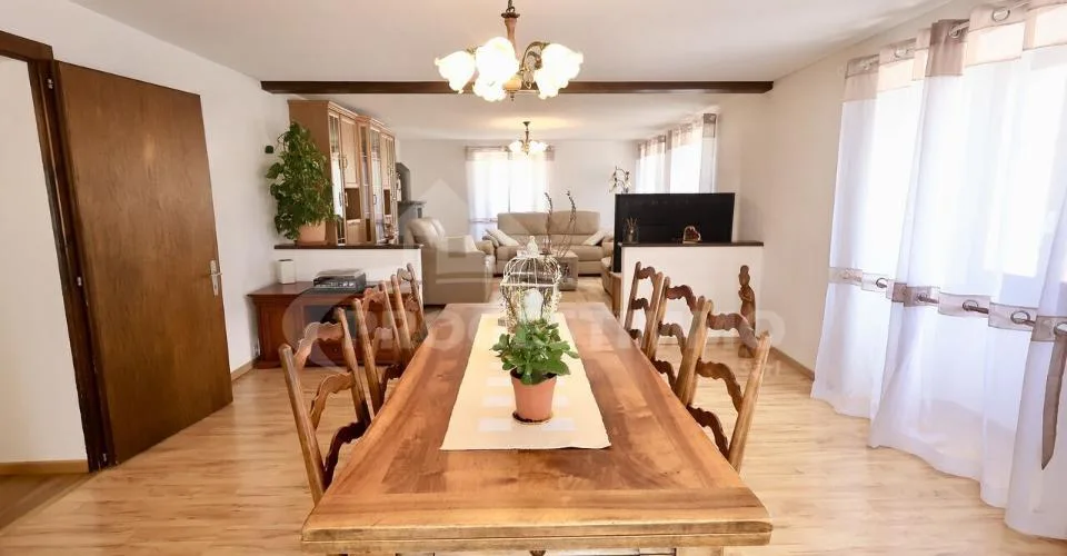 MAISON VILLAGEOISE DE DEUX LOGEMENTS – Foto 2 von 10